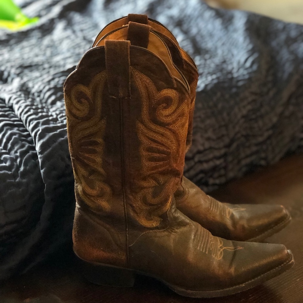 J.B. Dillon women’s cowboy boots
